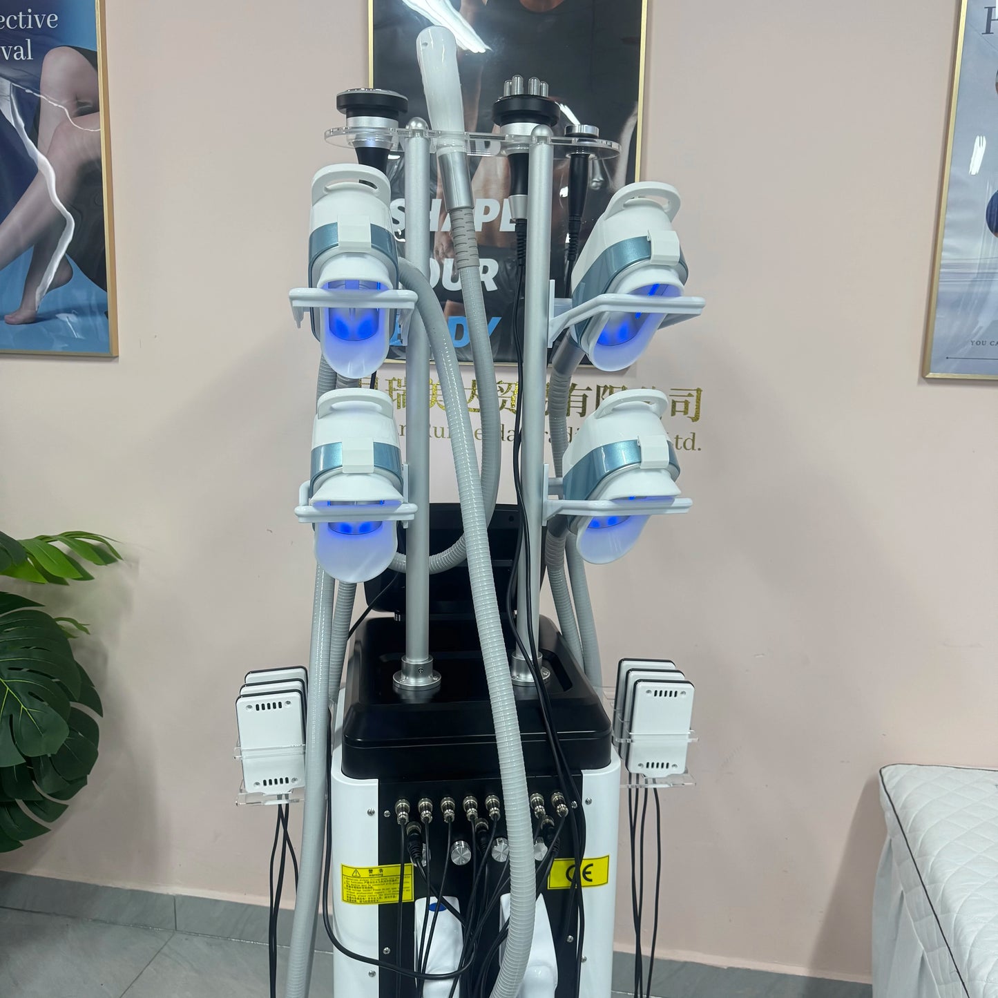 360° Fat Freezing Body Slimming Machine Effective Weight Loss Cellulite Removal Vacuum Cavitation System Beauty Salons Spas Use